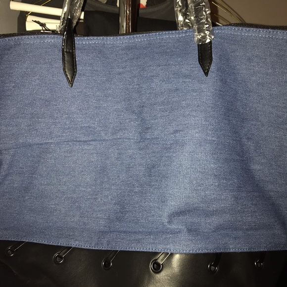 New VS huge tote bag - Picture 4 of 6